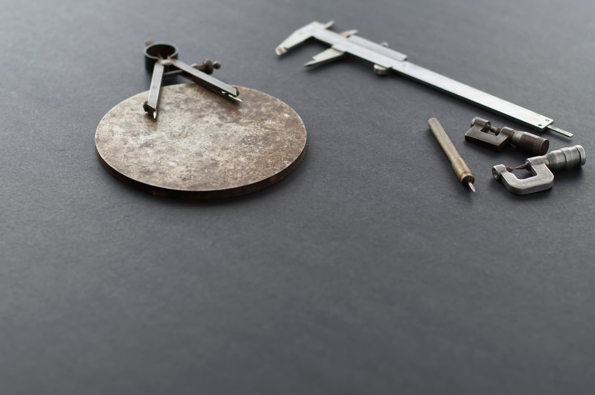 Precision measurement tools used for technical evaluation